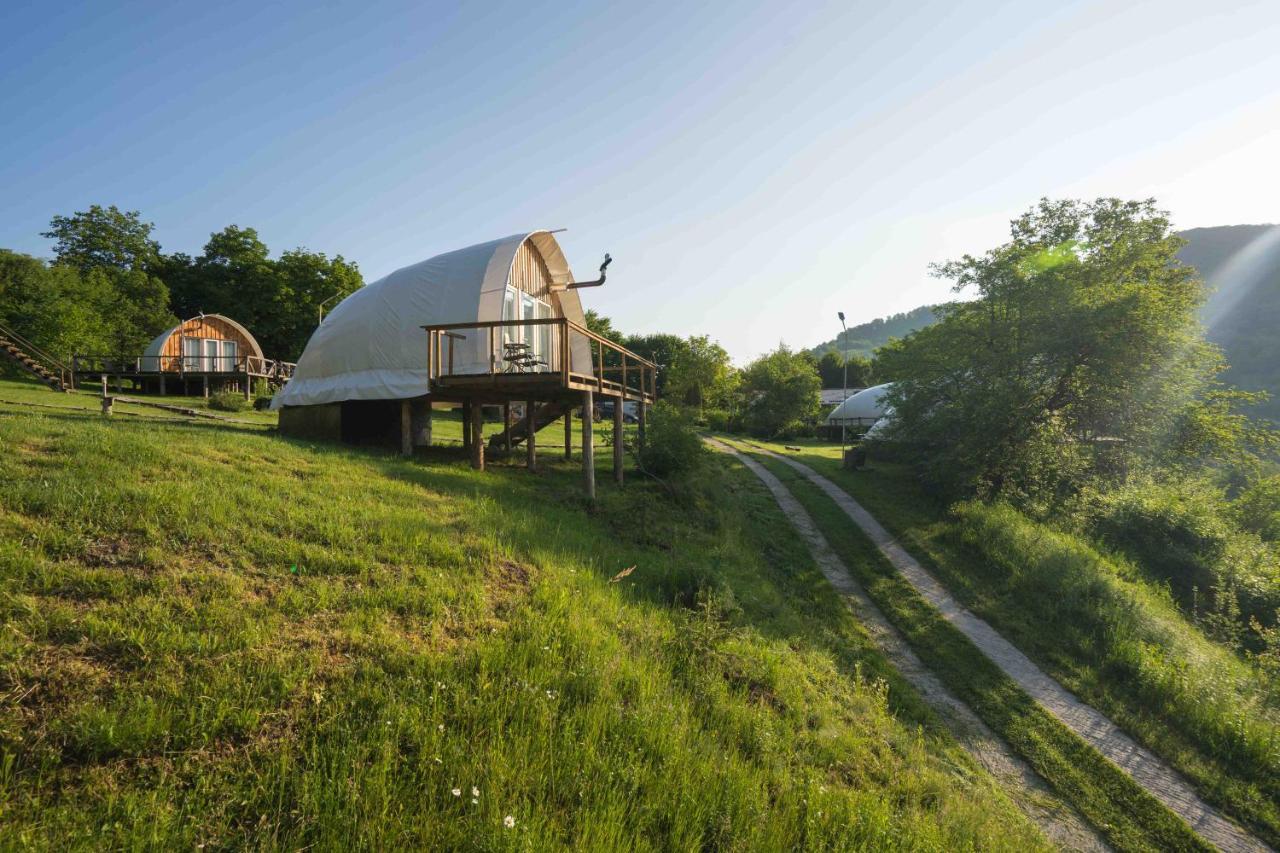 Sunrise Glamping Retreat 호텔 Galesu 외부 사진